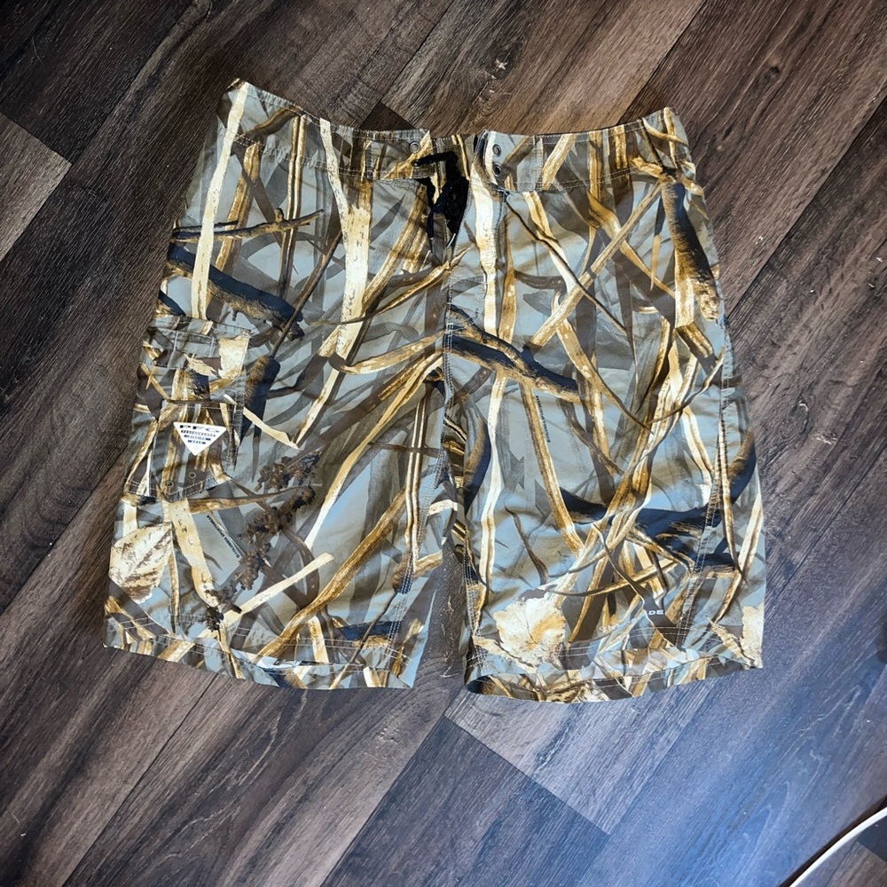 Columbia Shorts